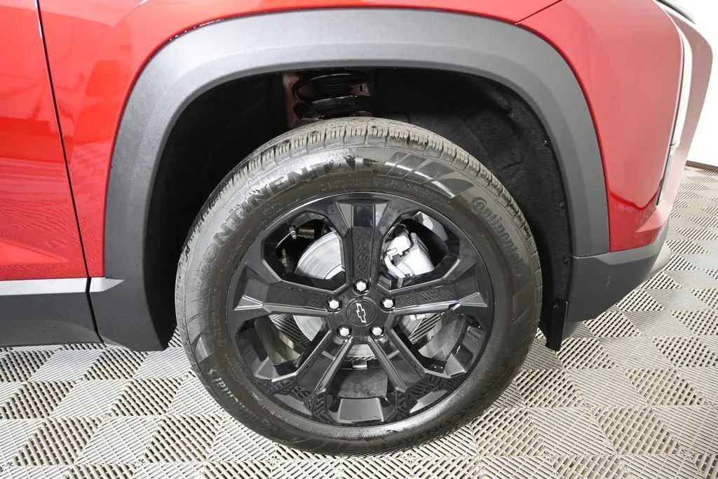 2026 Chevrolet Equinox LT - Photo 11