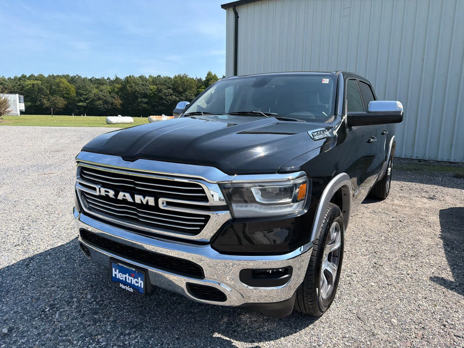 Used 2020 Diamond Black Crystal Pearlcoat Ram Laramie image 3