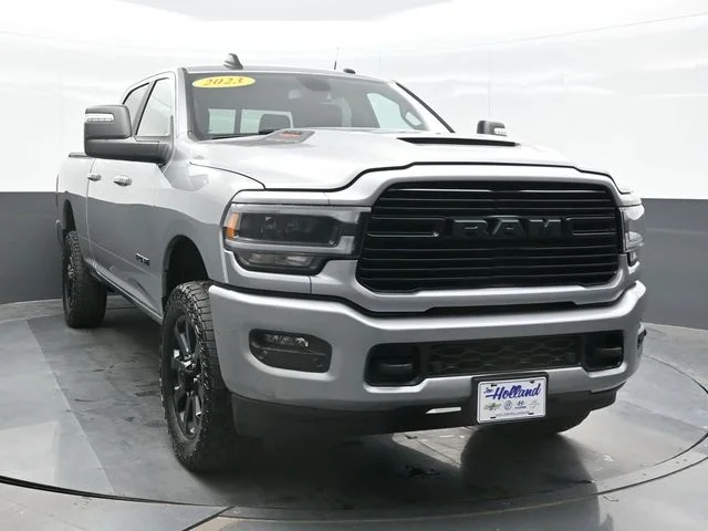 Used 2023 Silver Ram Laramie image 6