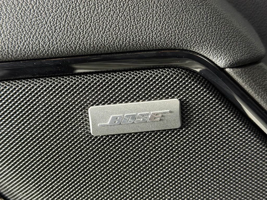 Used 2025 Silver GMC AT4 image 21