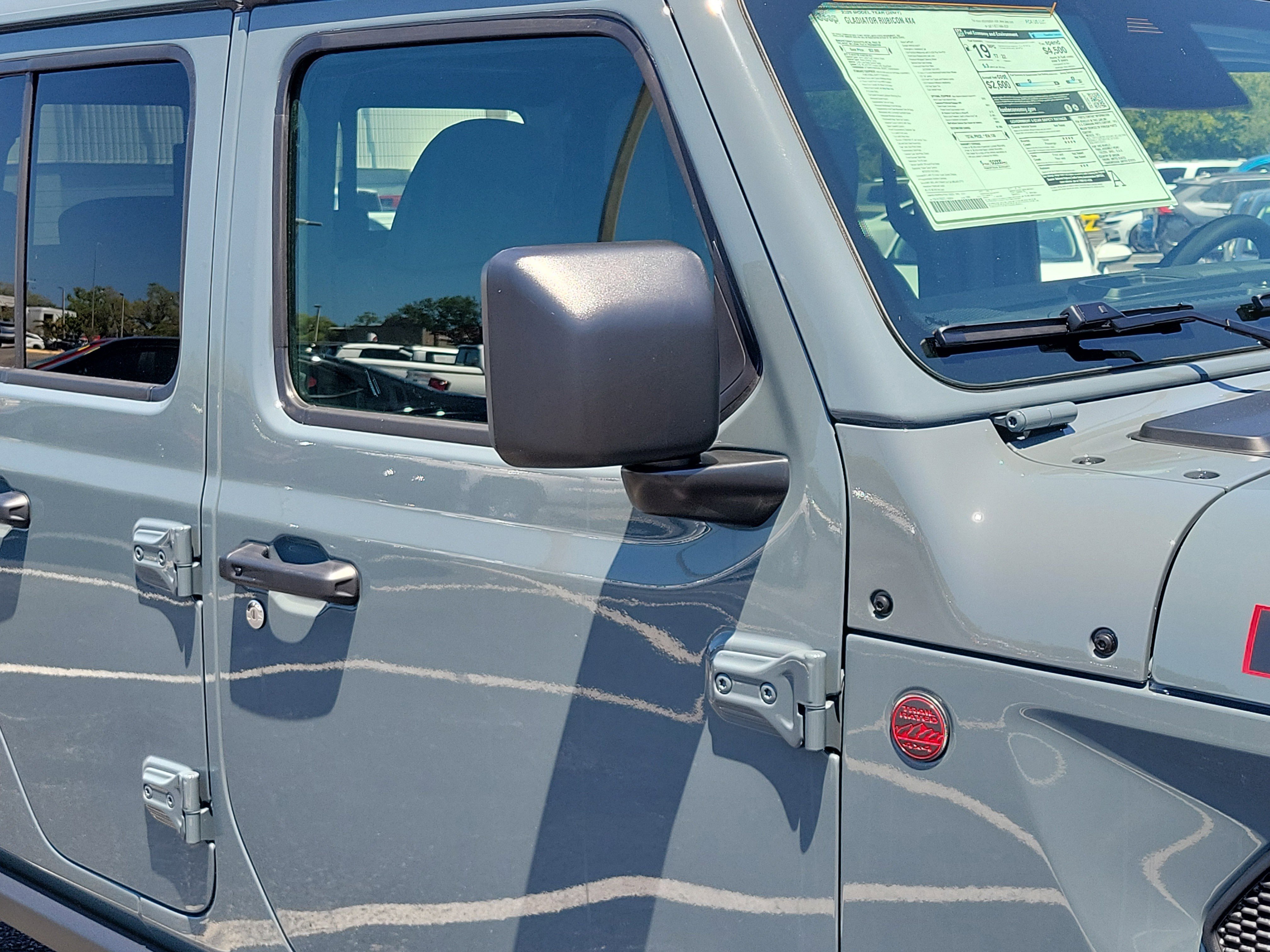 New 2026 Anvil Clear-Coat Exterior Paint Jeep Rubicon image 9