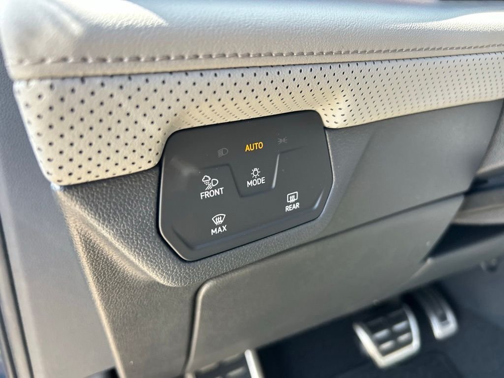New 2026 Gray Volkswagen 2.0T Peak Edition image 60