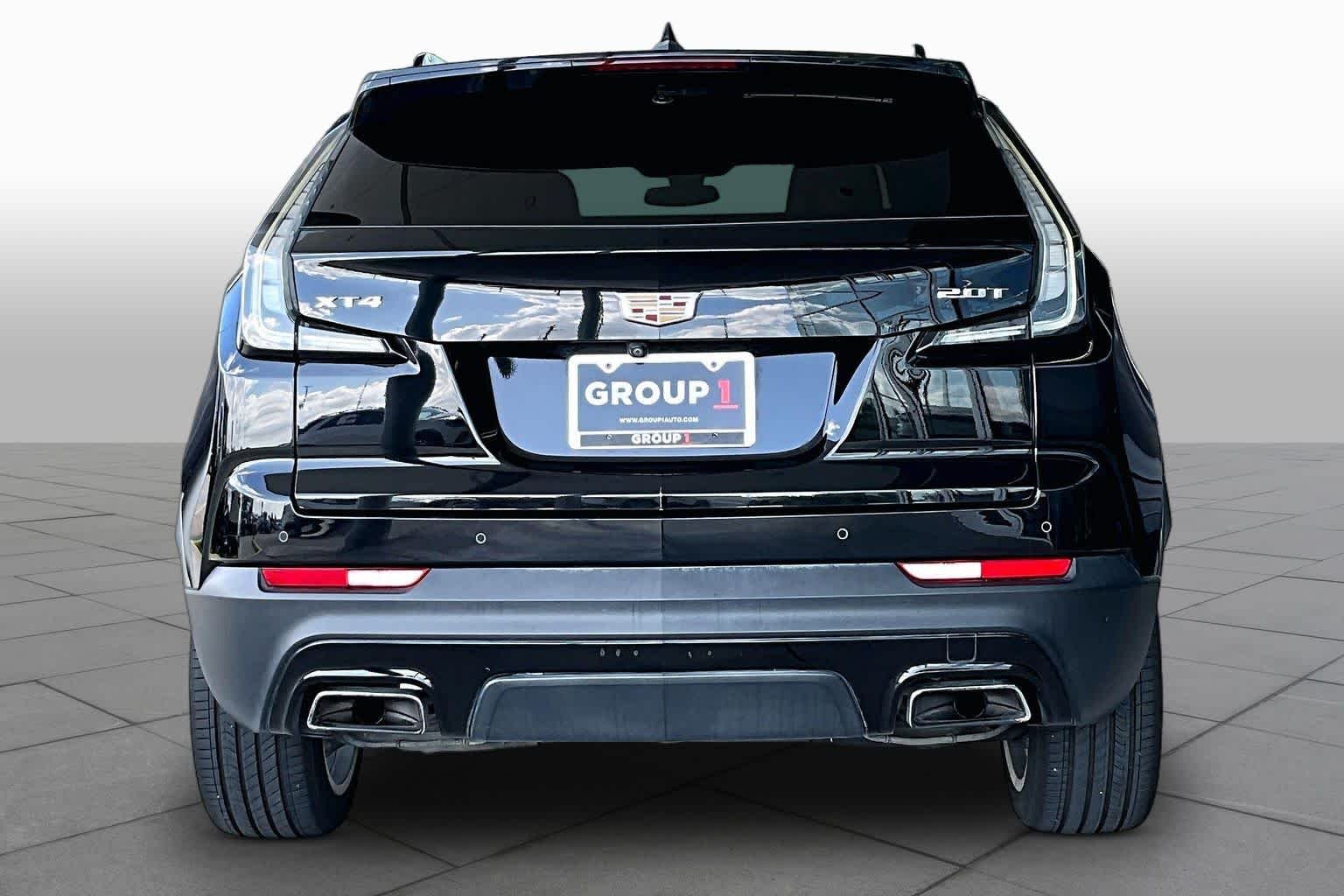 Used 2019 Stellar Black Metallic Cadillac FWD Sport image 5