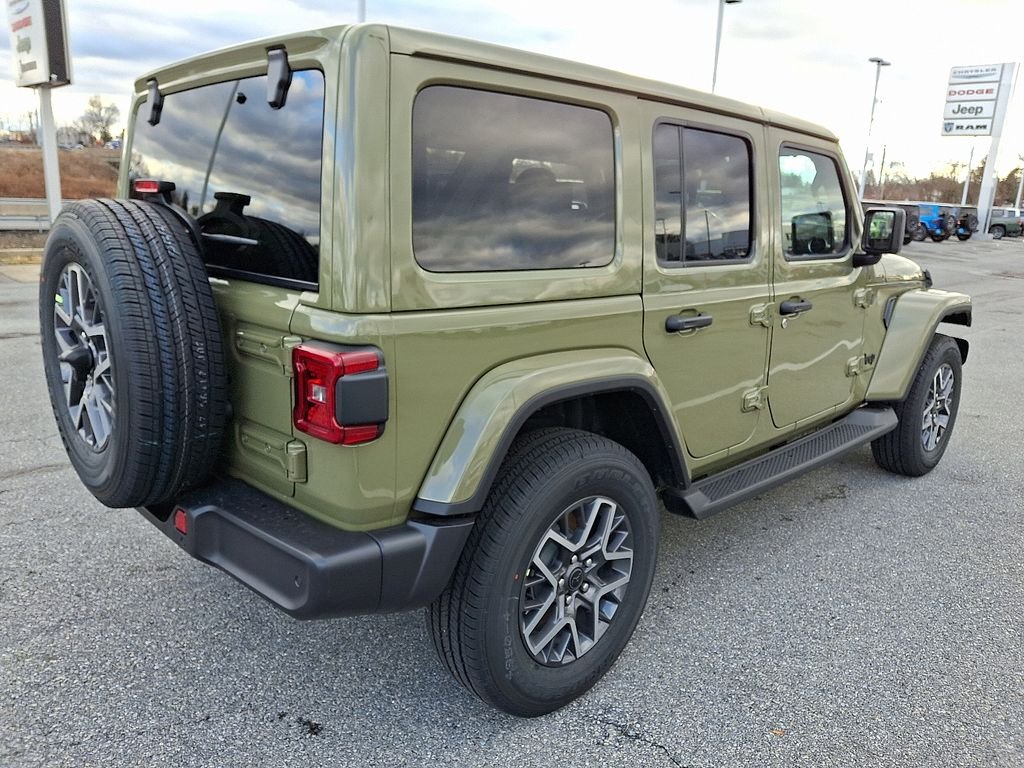 New 2026 Green Jeep Sahara image 4