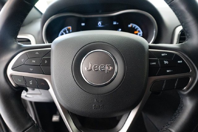 Used 2021 Gray Jeep Laredo E image 11