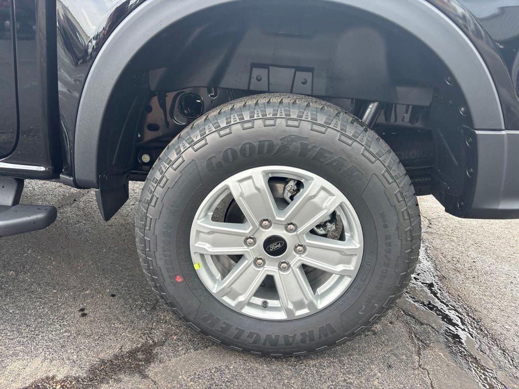 New 2026 Shadow Black Ford XL image 10