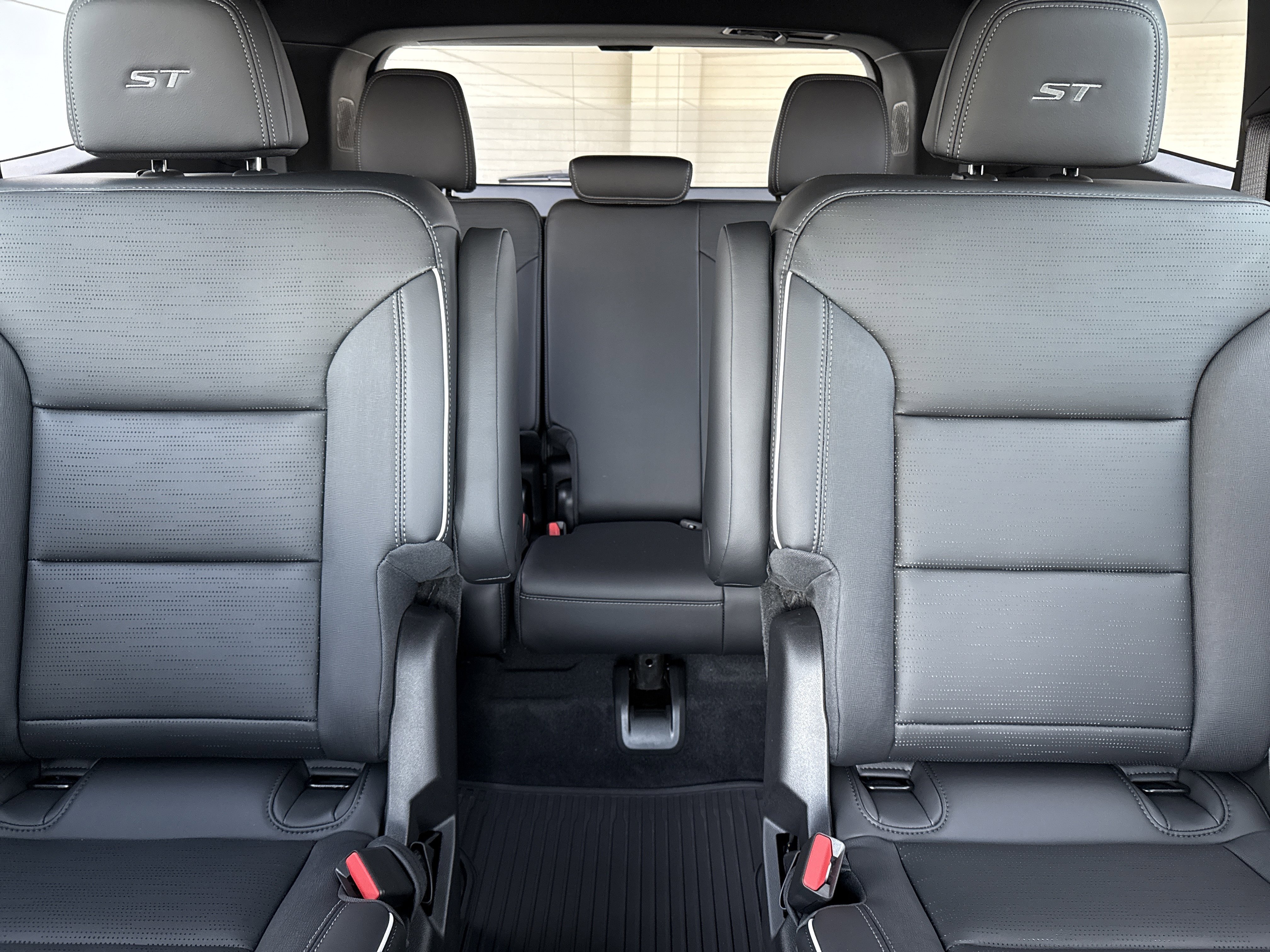 2026 Buick Enclave Sport Touring - Photo 19