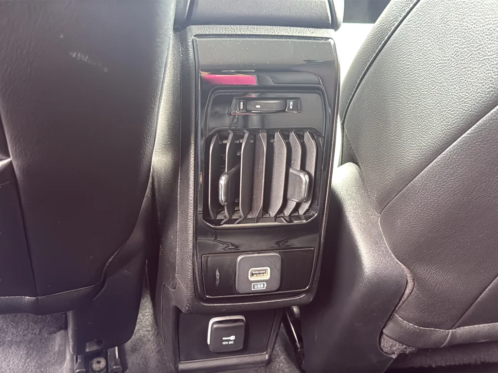 Used 2022 Red Jeep Limited image 13