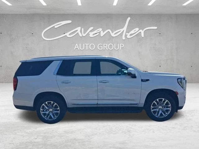 Used 2022 WHITE FROST TRICOAT GMC SLT image 18