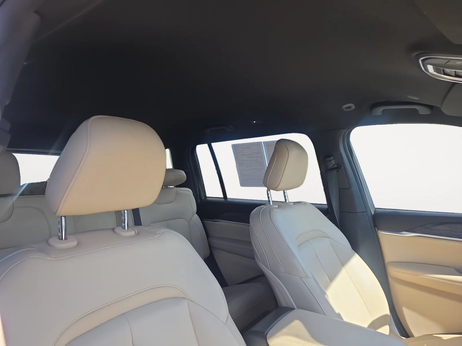 Used 2023 Bright White Clearcoat Jeep Limited image 11