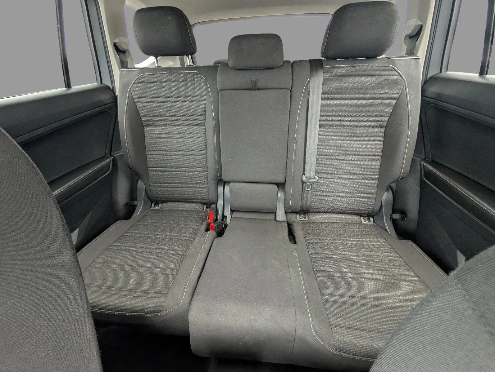 Used 2023 Pyrite Silver Metallic Volkswagen S image 13