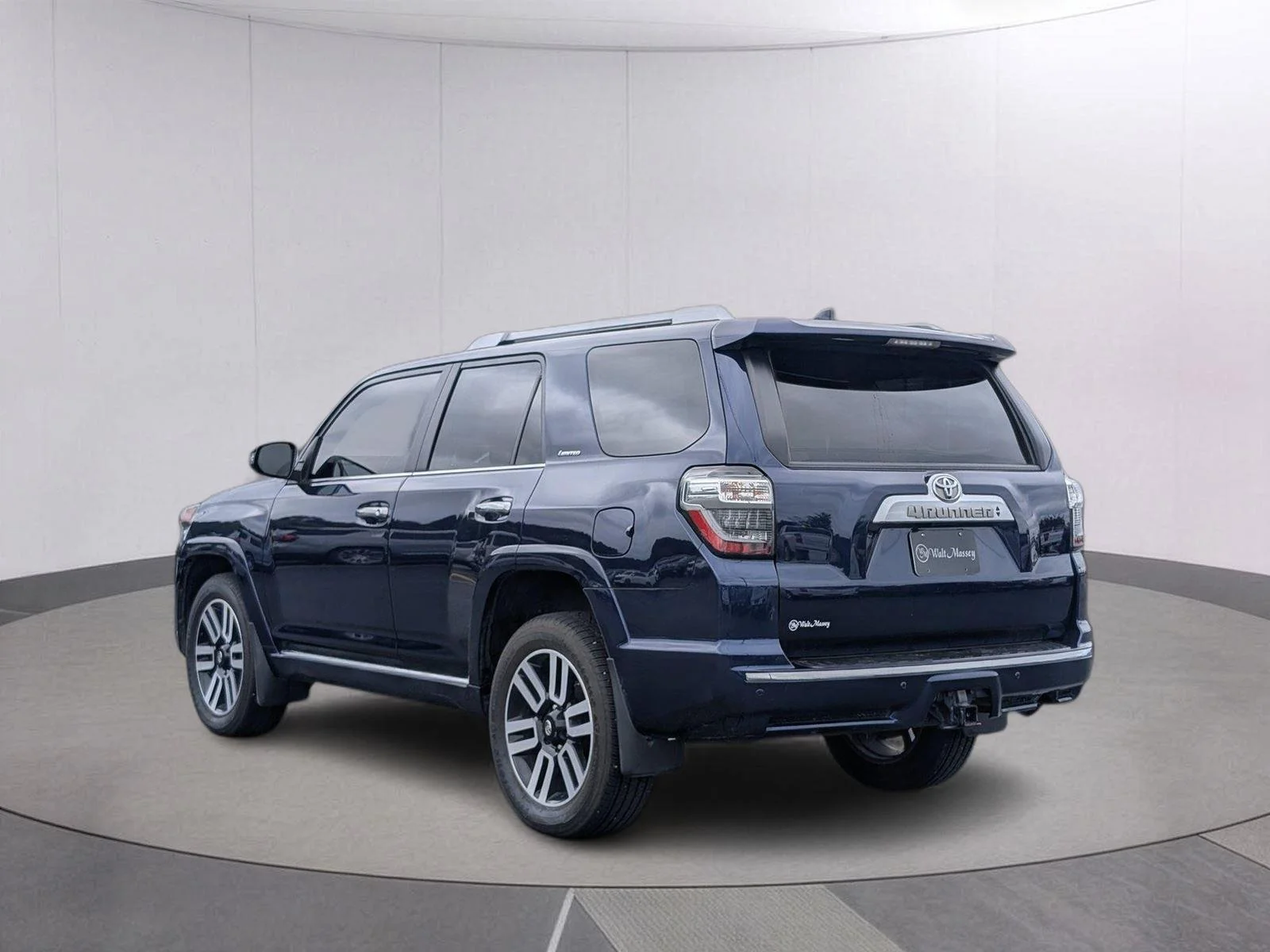 Used 2023 Nautical Blue Metallic Toyota Limited image 3