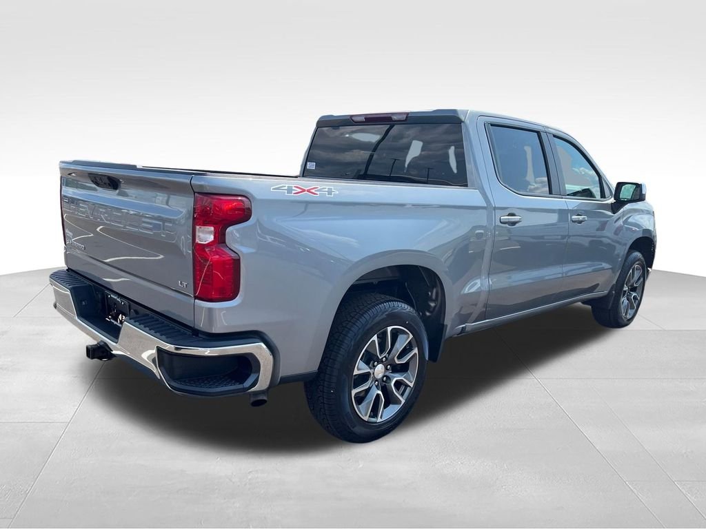 Used 2023 Gray Chevrolet LT image 6