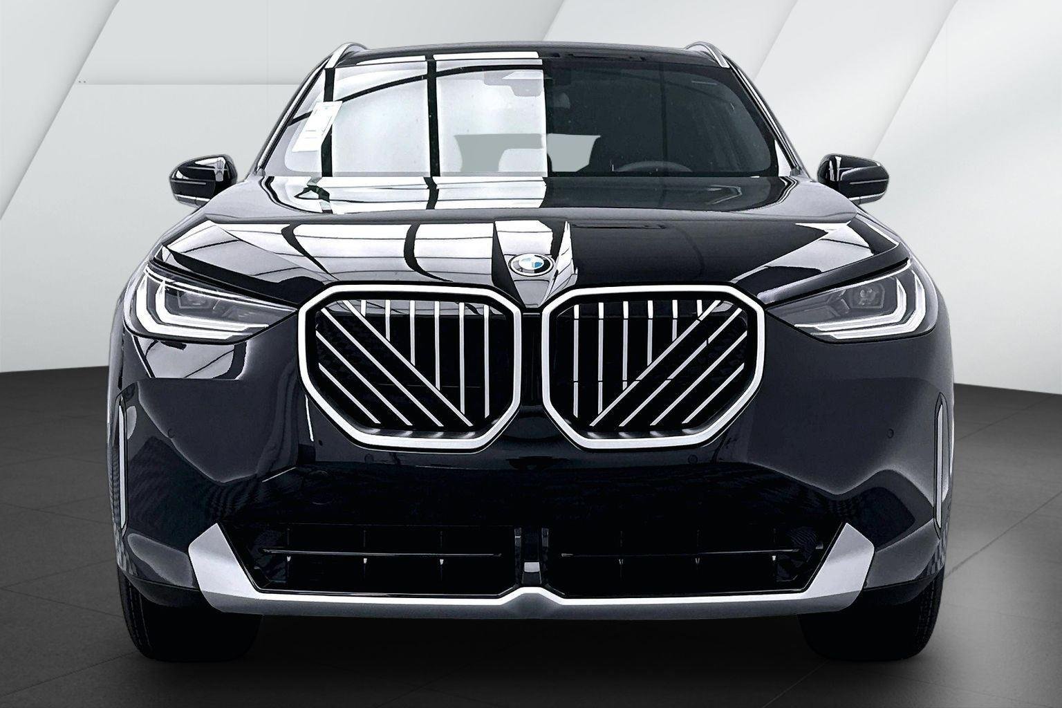 New 2026 Black Sapphire Metallic BMW 30 xDrive image 2