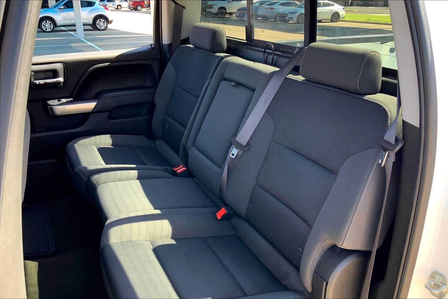 Used 2017 Summit White Chevrolet LT image 21