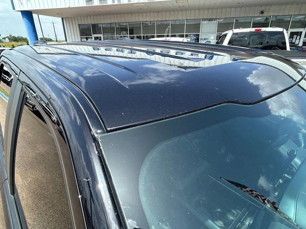 Used 2022 Black Ford XL image 7