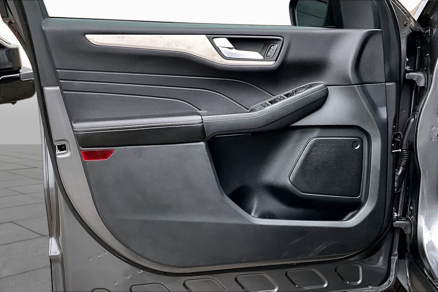 2021 Ford Escape SE - Photo 22