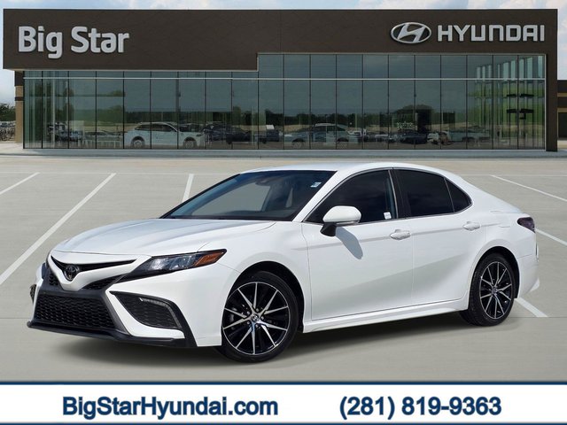 2023 Toyota Camry SE