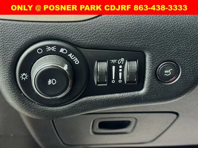Used 2014 Red Jeep Trailhawk 4x4 image 10