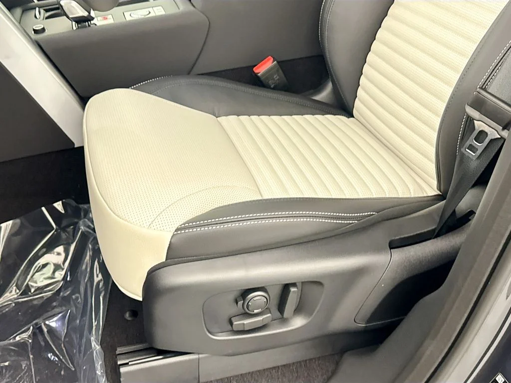 New 2026 Carpathian Grey Land Rover S image 19