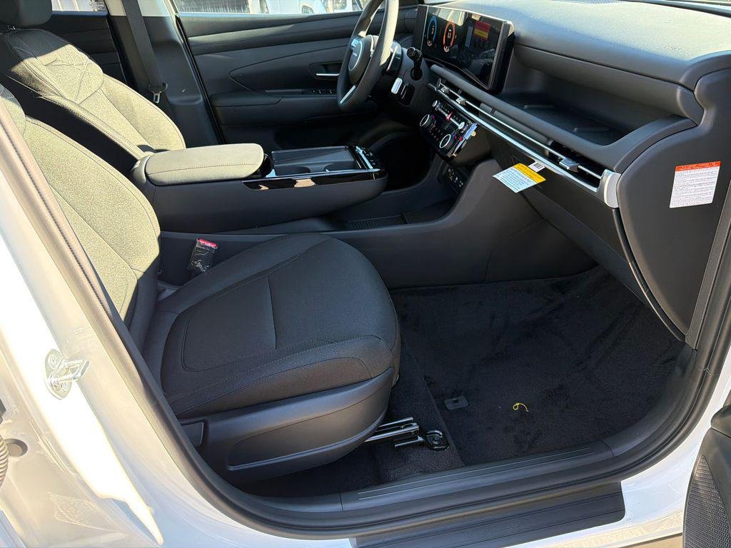 New 2026 White Hyundai SEL AWD image 13