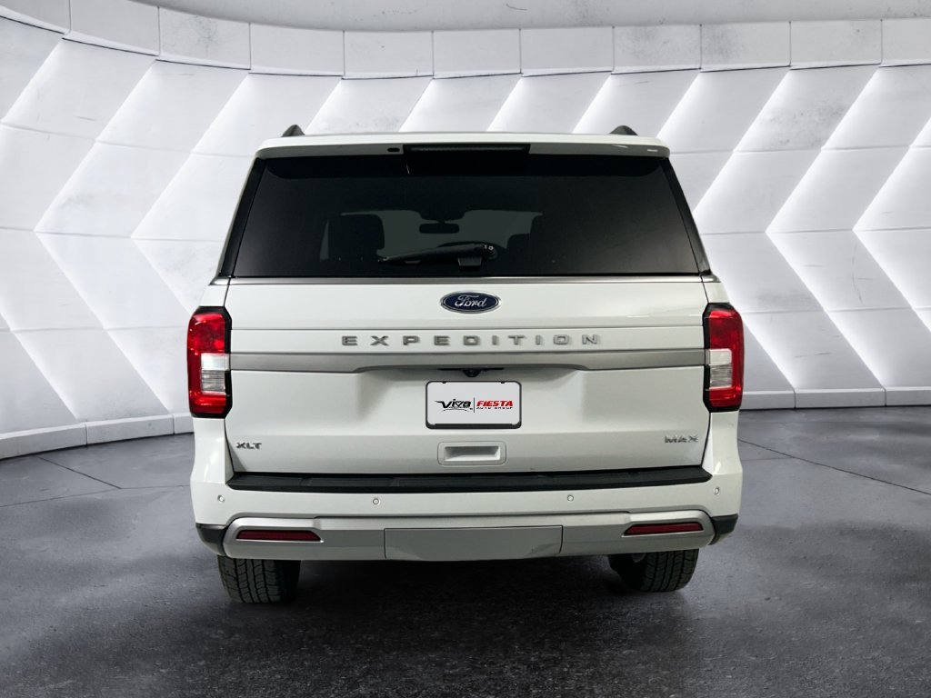 Used 2024 White Ford XLT image 5