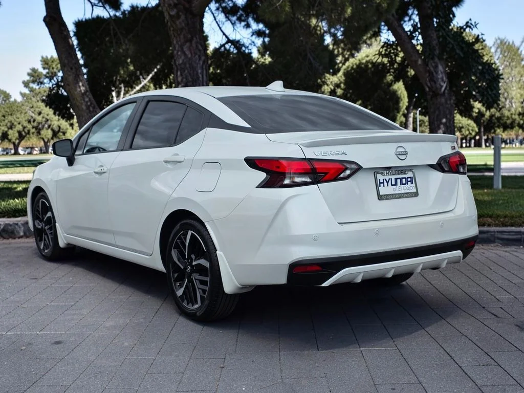 Used 2025 White Nissan 1.6 SR image 7