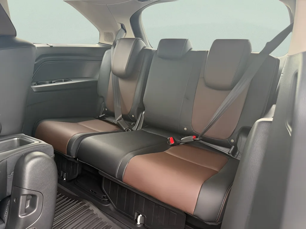 2026 Honda Odyssey Elite - Photo 13