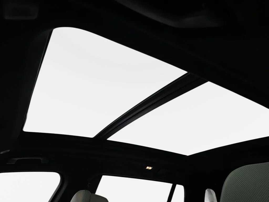 Used 2023 Skyscraper Gray Metallic BMW xDrive40i image 31
