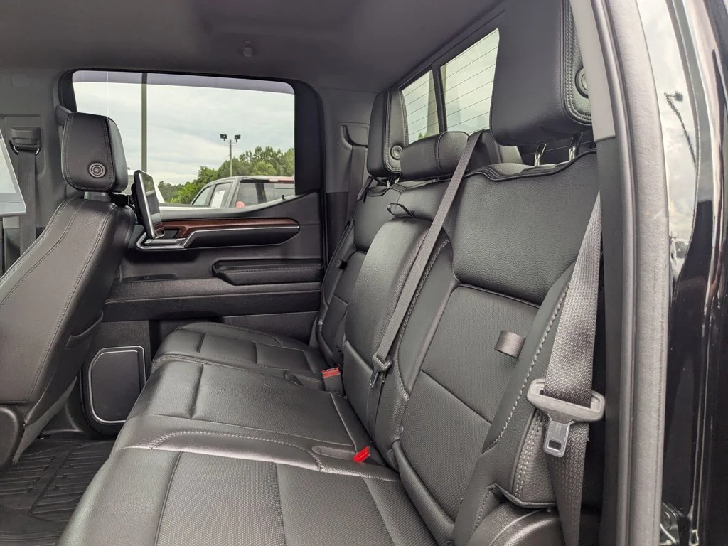 Used 2023 Onyx Black GMC Denali image 26