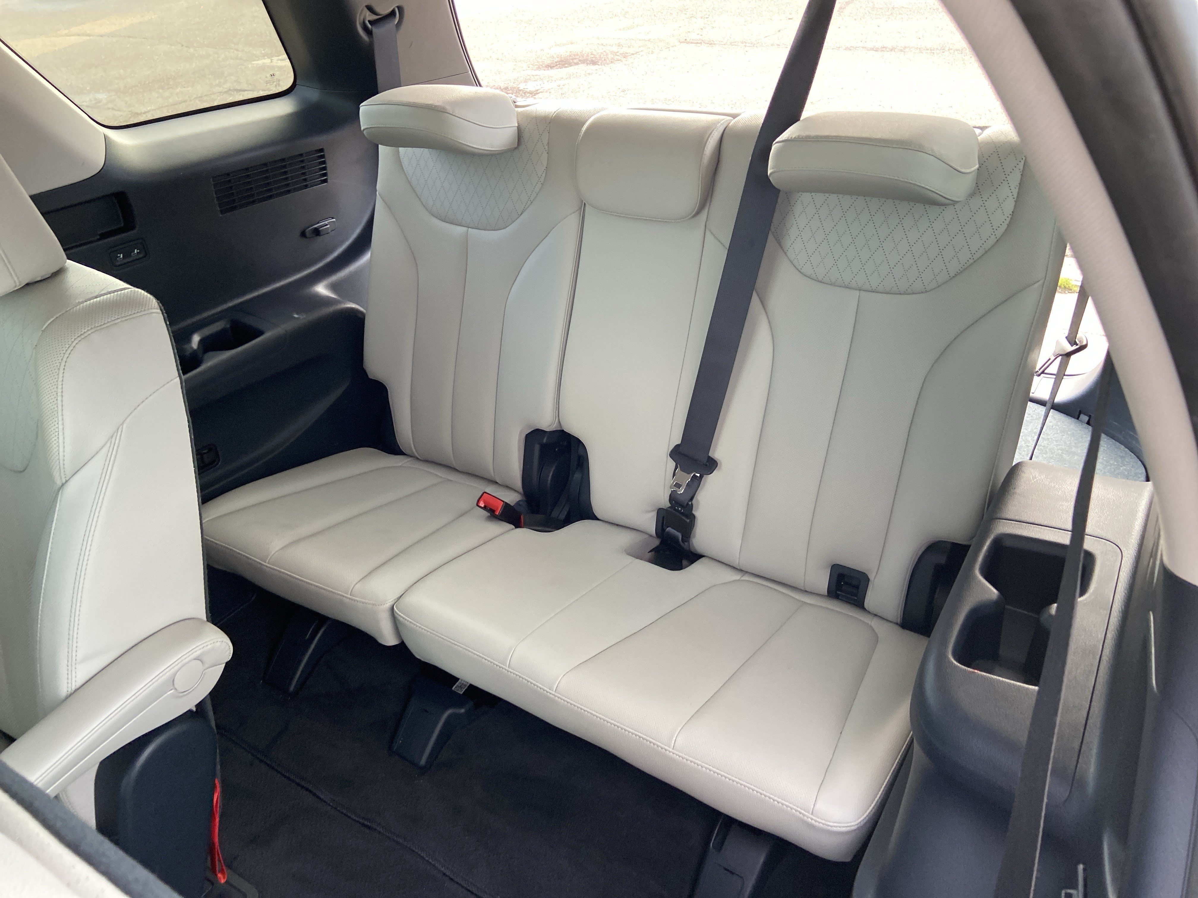 Used 2020 Hyper White Hyundai SEL image 56