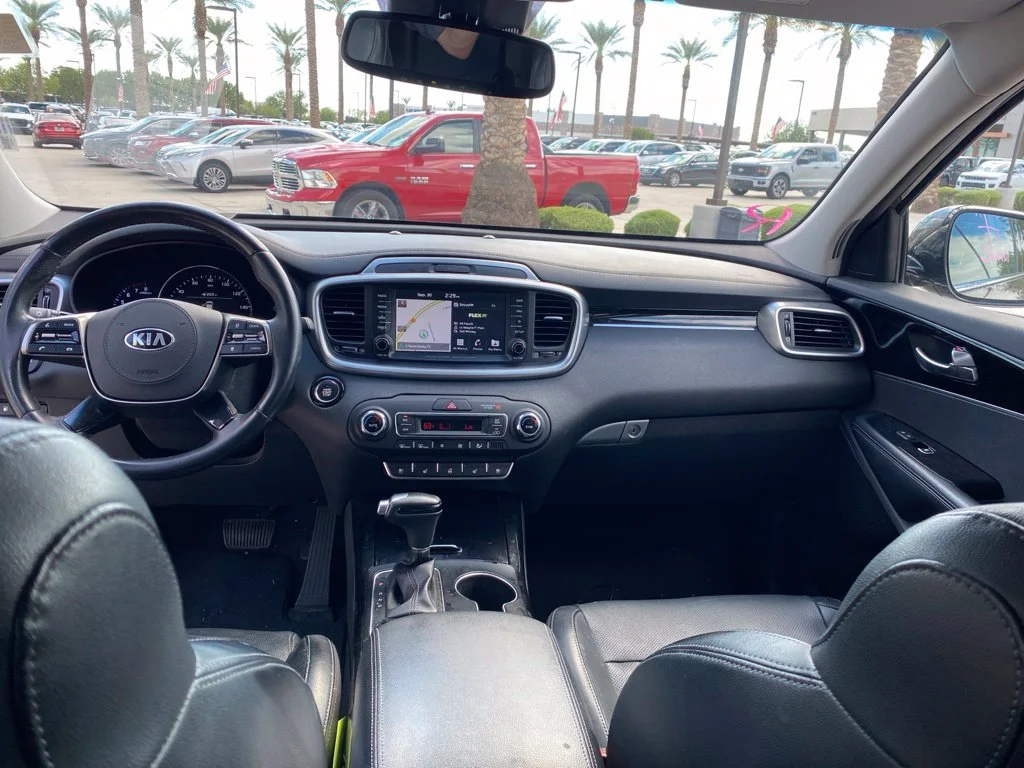 Used 2019 Brown Kia SX image 9