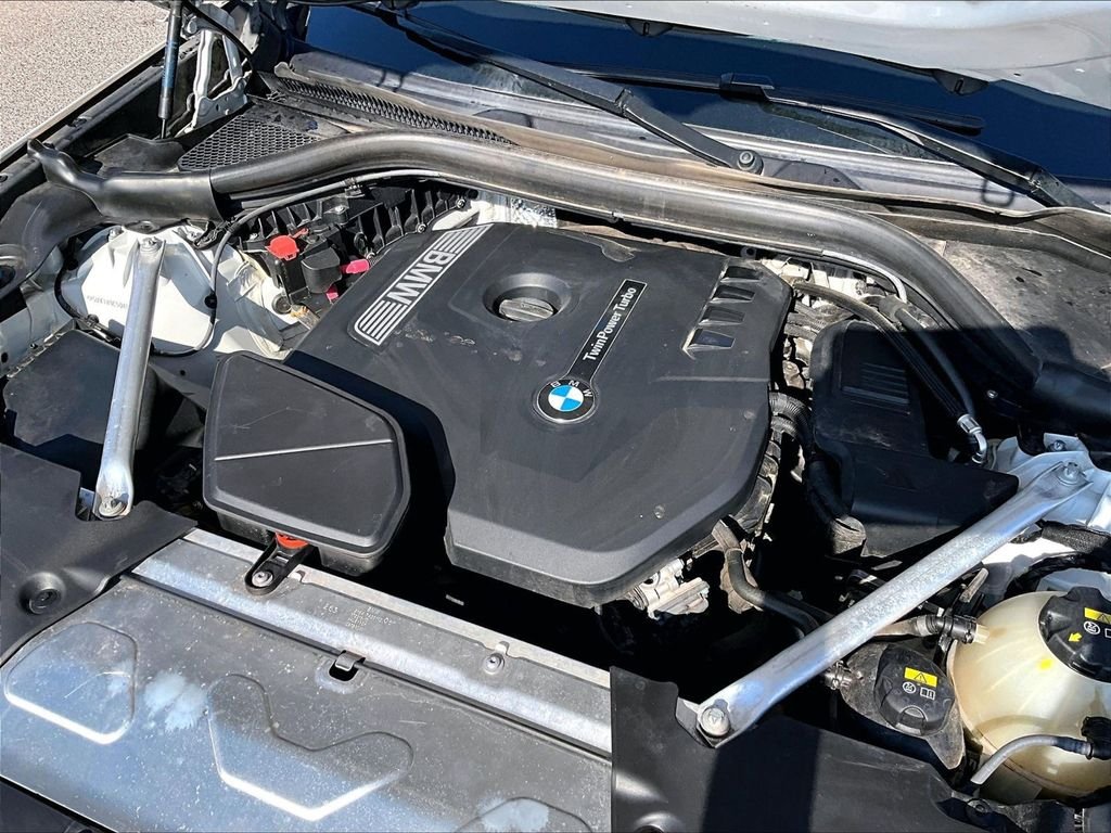 Used 2019 White BMW xDrive30i image 24
