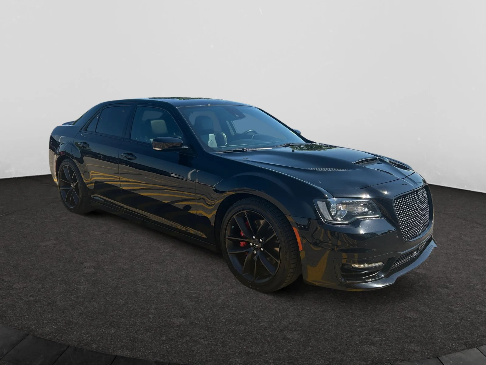 Used 2023 Gloss Black Chrysler 300C image 7