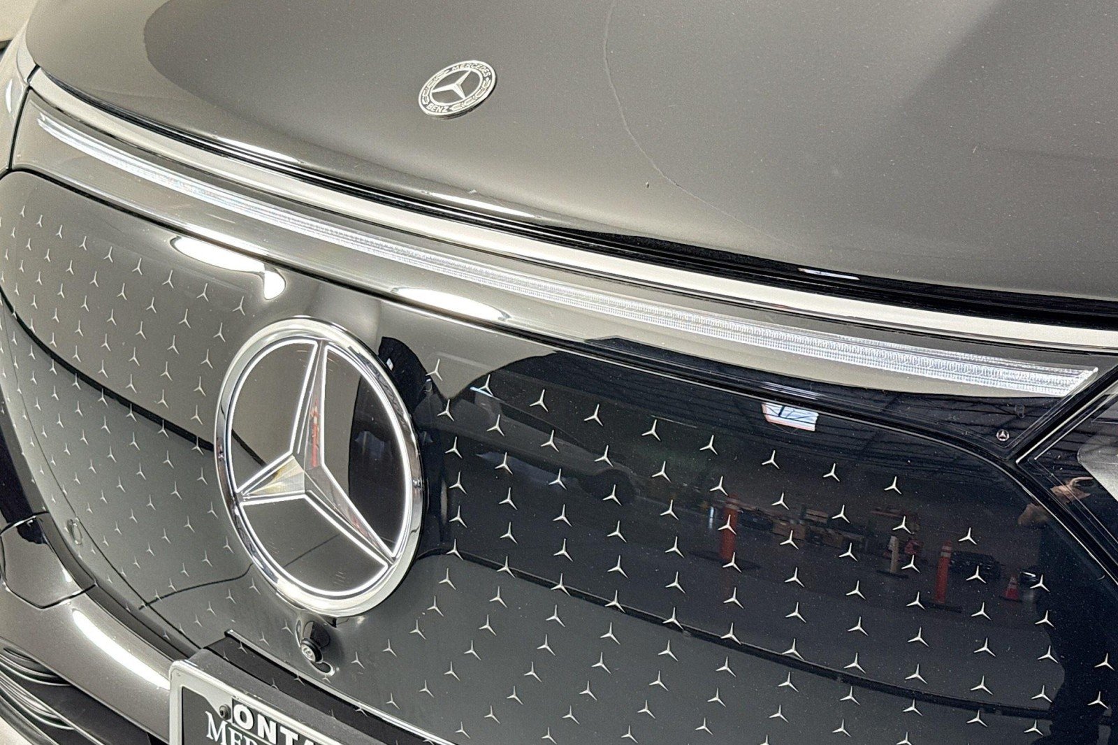 Certified Used 2025 Obsidian Black Metallic Mercedes-Benz 450 image 12