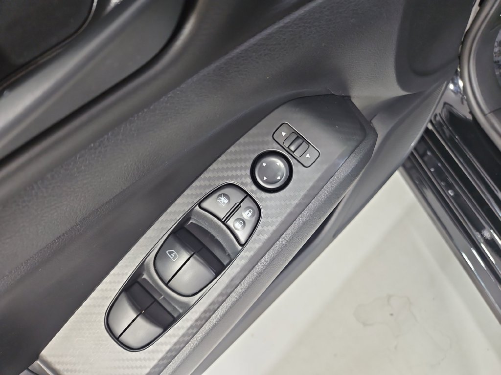 Used 2025 Black Nissan 2.5 S image 13