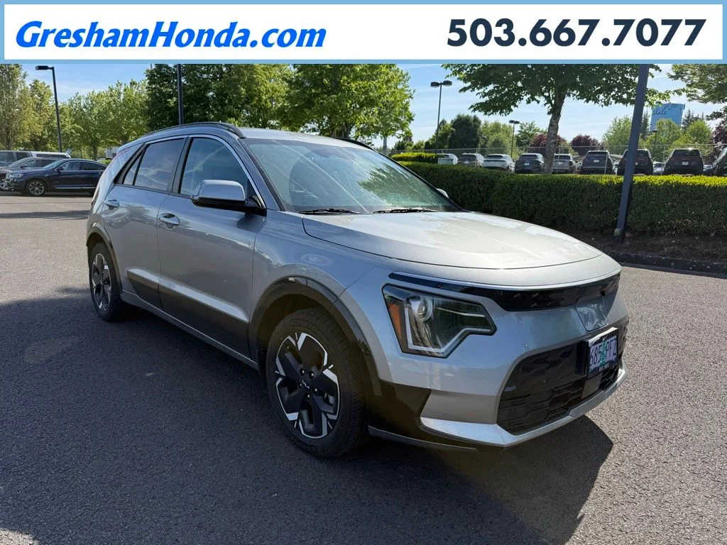 2023 Kia Niro Wind EV's photo