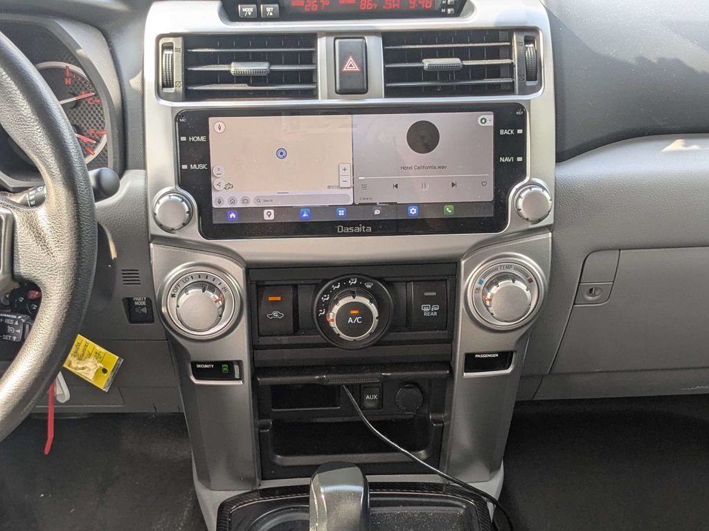 Used 2012 Gray Toyota SR5 image 17