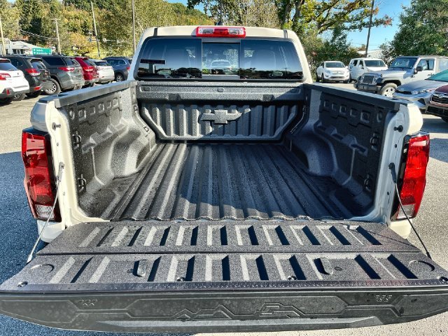 2026 Chevrolet Colorado photo 22 of 35