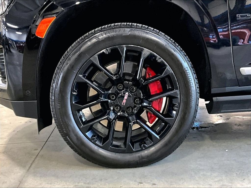 Used 2024 Black GMC Denali image 7