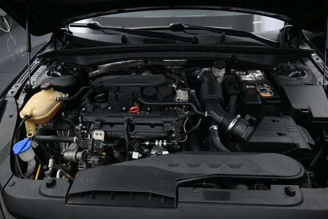 Used 2023 Black Kia GT-Line image 39