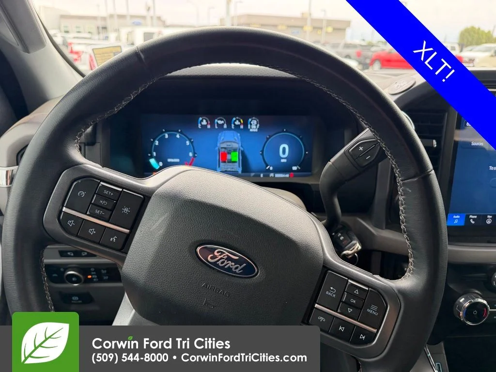 Used 2024 Avalanche Ford XLT image 7