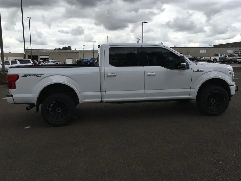 Used 2018 White Ford Lariat image 7