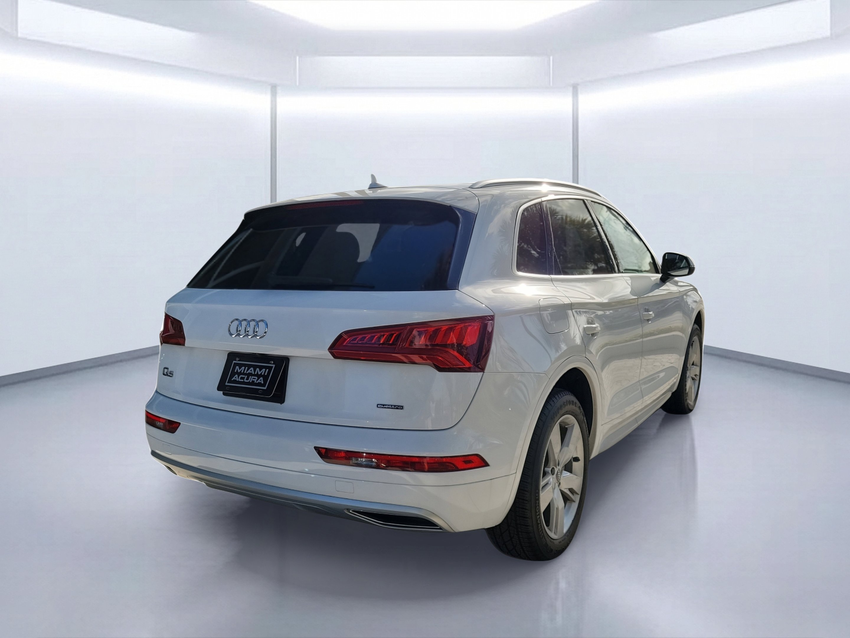 Used 2019  Audi Premium image 4