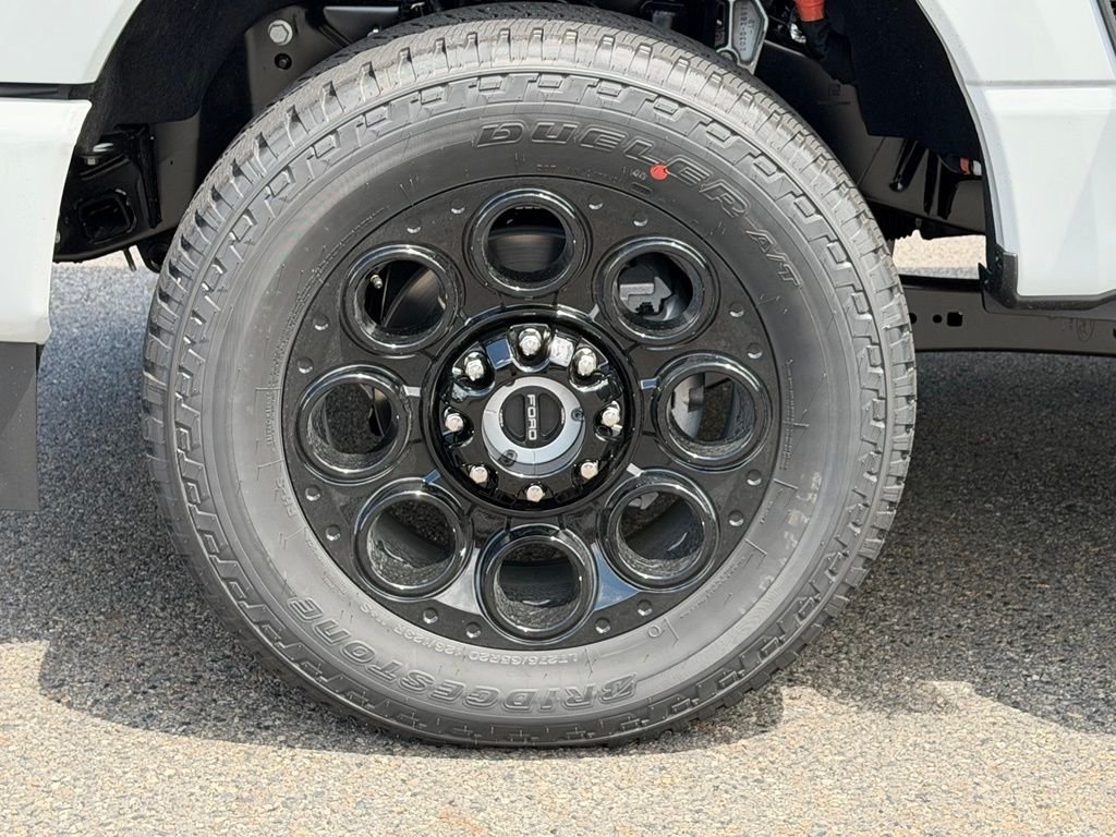 New 2026 Avalanche Ford F-250® Lariat® image 24