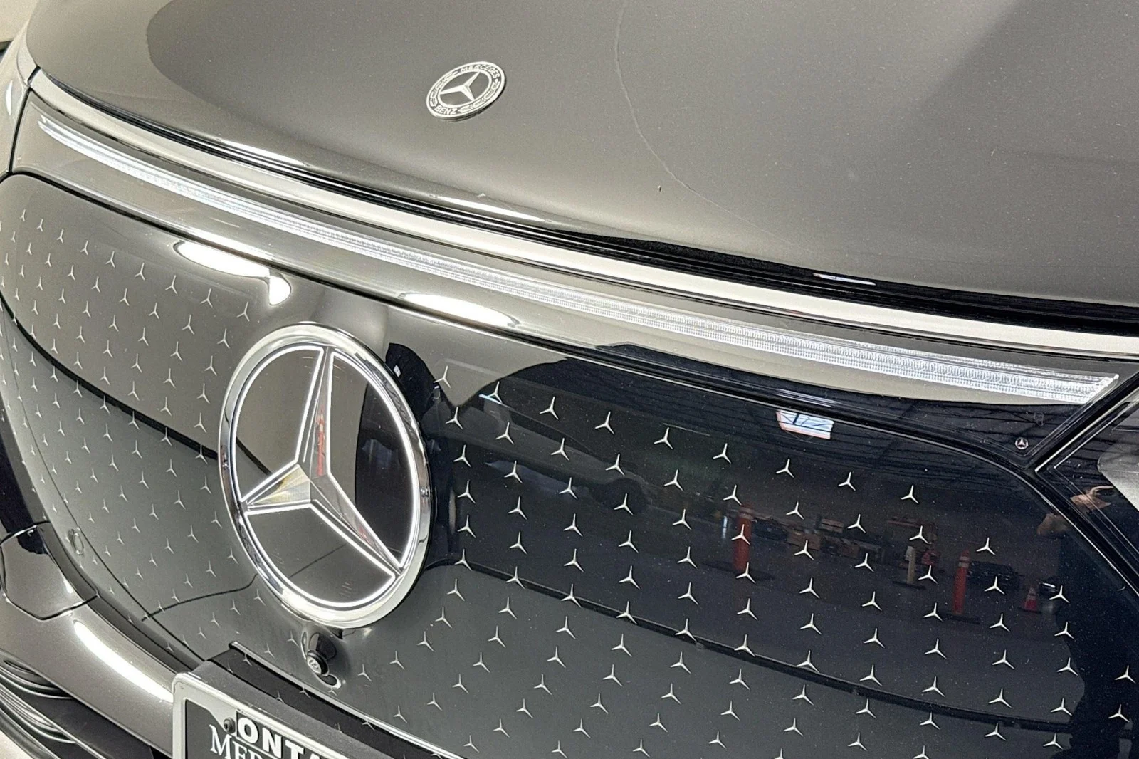 Certified Used 2025 Obsidian Black Metallic Mercedes-Benz 450 image 13