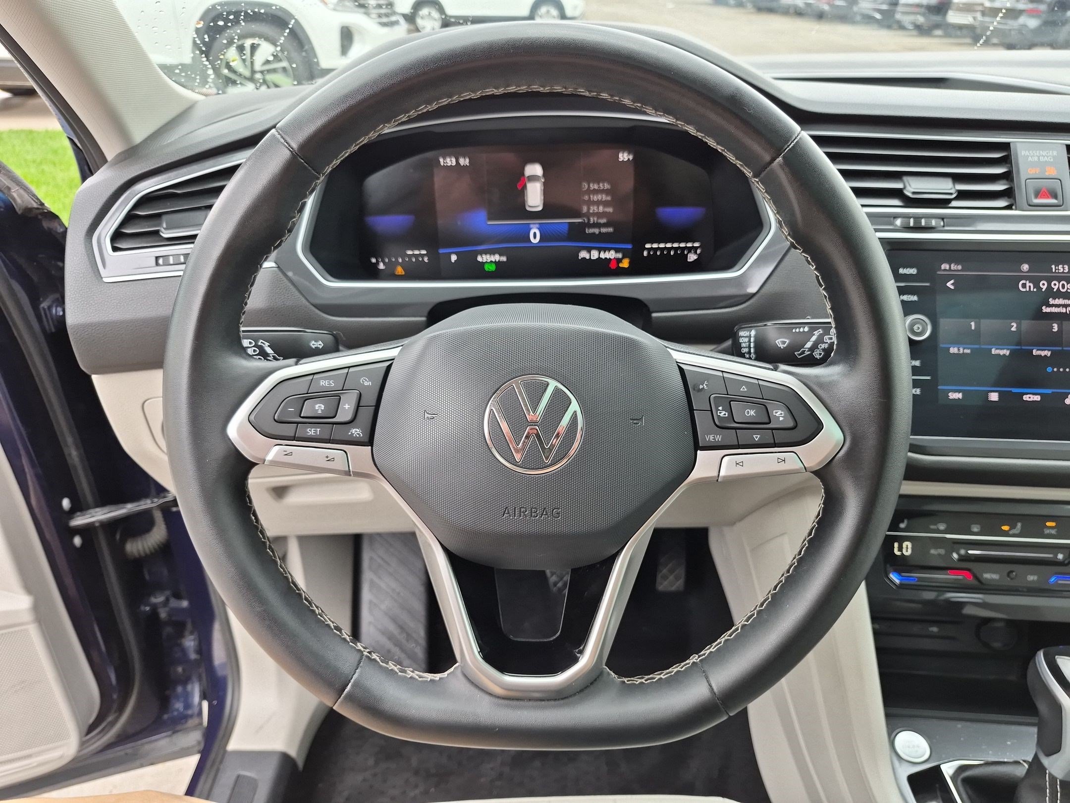 Used 2023 Atlantic Blue Metallic Volkswagen SE image 18
