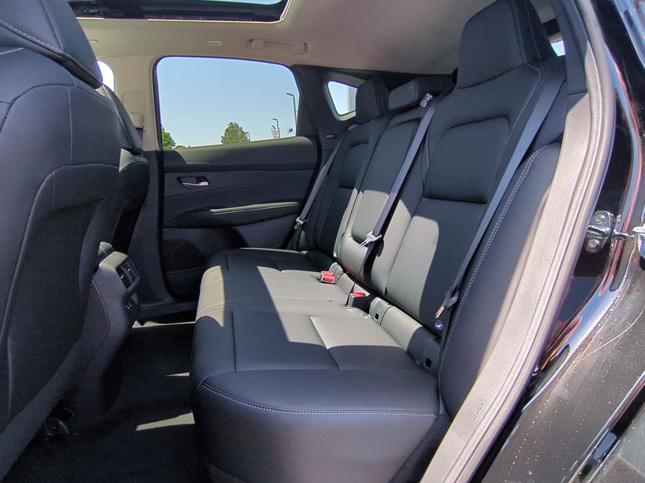 2025 Nissan Murano SL - Photo 18