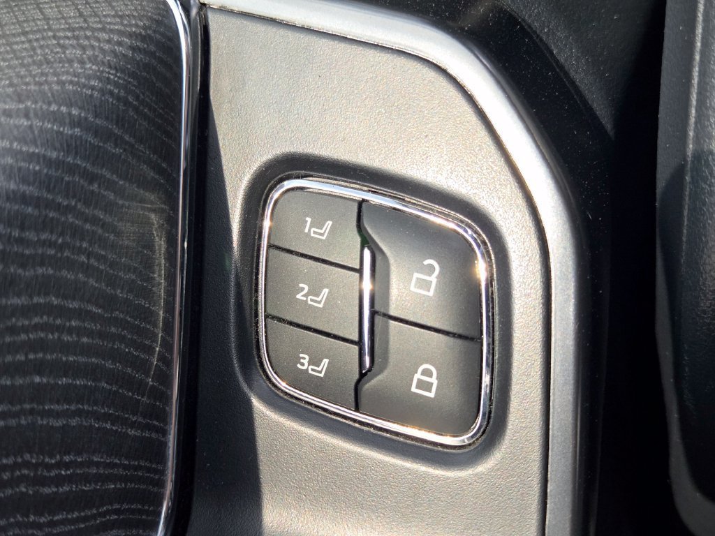 2022 Ford F-150 Platinum - Photo 17