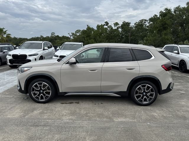 New 2026 Dune Grey Metallic BMW xDrive28i image 4